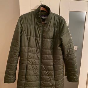 Long Hunter Green Patagonia Puffy Coat (L)